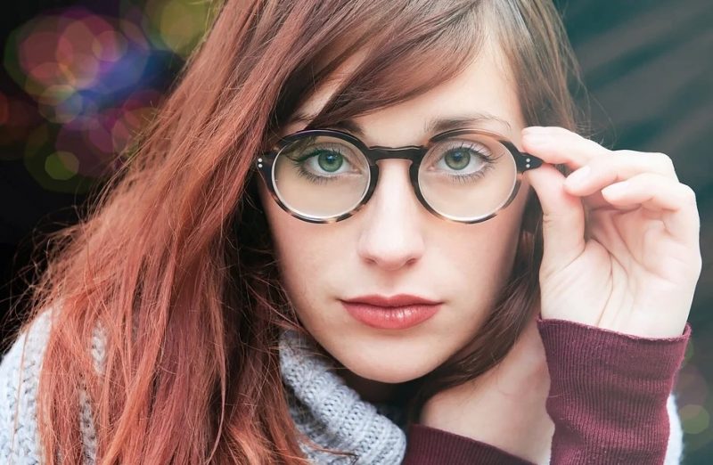 Comment choisir entre lunettes et lentilles de contact ?
